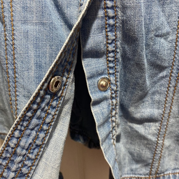 Jean Button Up Top - Picture 5 of 5